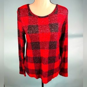 Long sleeved red plaid sweater top